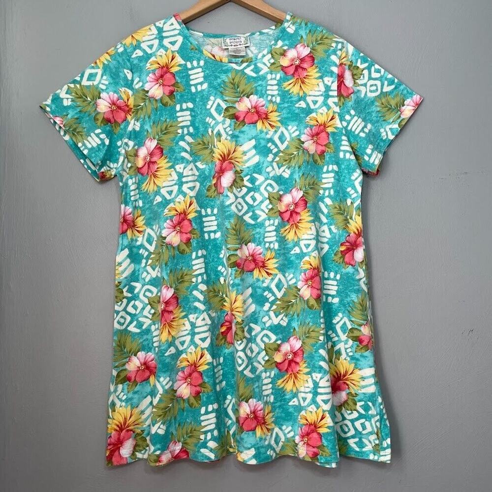 Desert Shores Tee Top Size Large Knit Hawaiian Tropical Island Resort Vacation